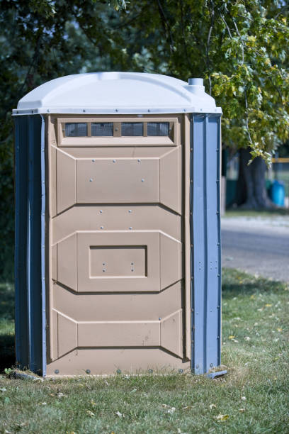 Best Portable restroom trailer rental  in Beach Park, IL